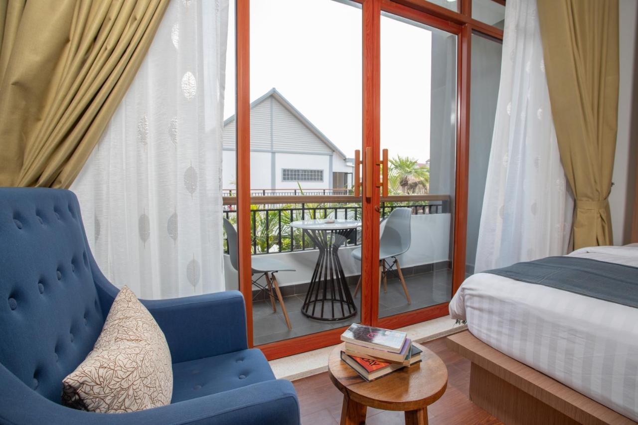 Cambana La Riviere Boutique Hotel Батамбанг Екстериор снимка