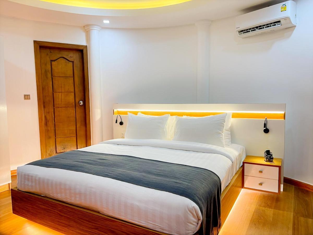 Cambana La Riviere Boutique Hotel Батамбанг Екстериор снимка